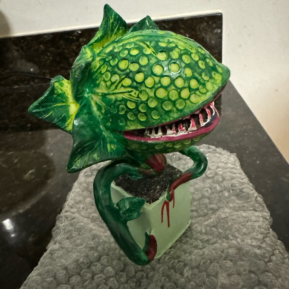 Small Little shop of Horrors Seymour figurine. *New without tags or box*